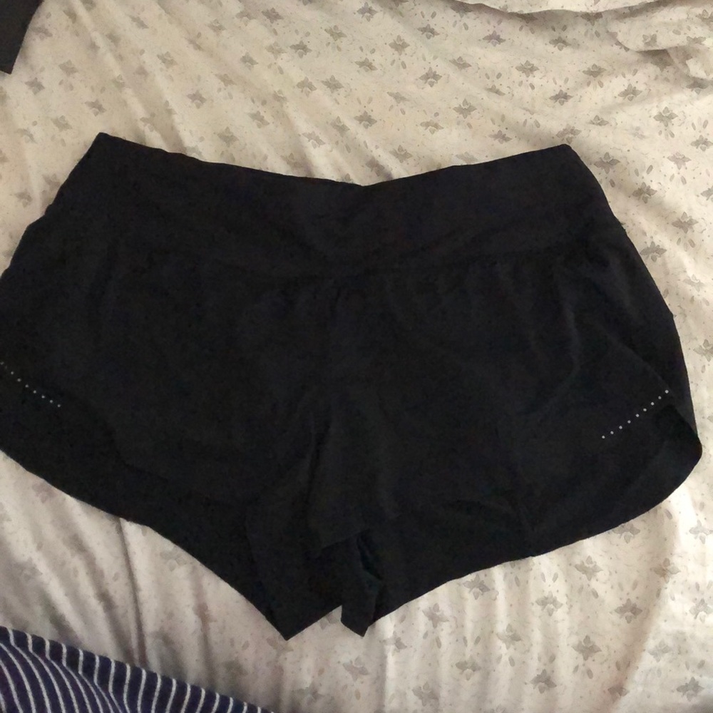Lululemon black shorts